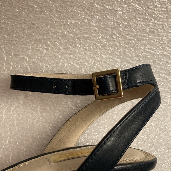 NWOT - Louise et Cie Marine Blue Ankle Strap Leather Heel Shoes - Sz 6.5M/36.5* - Picture 15 of 16